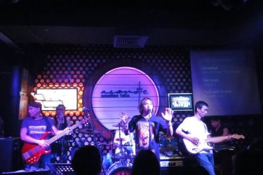Acoustic Bar - Ngô Thời Nhiệm