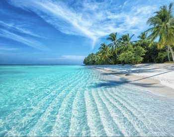 Seven Mile Beach in Cayman Islands